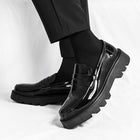 690 Black Glossy