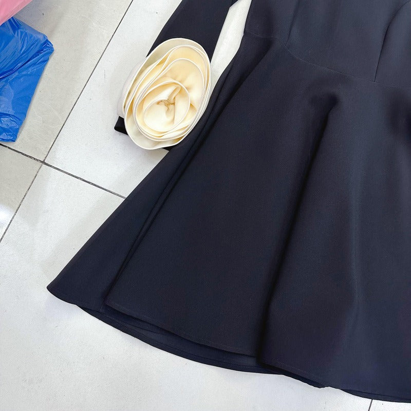three-dimensional flower long sleeved dress with elegant temperament and waist cinching