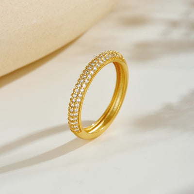 Bague haut de gamme luxe accessible en argent sterling S925 pour femme, étincelante avec une rangée de zircons