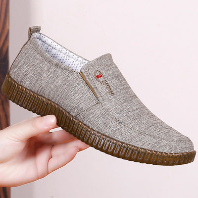 Men Traditional Beijing Cloth Shoes Breathable Soft Sole Non-Slip Ox Tendon Bottom Casual Work Sneakers For Spring Season