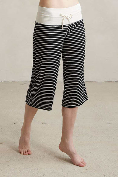 Pantalon large bicolore à rayures